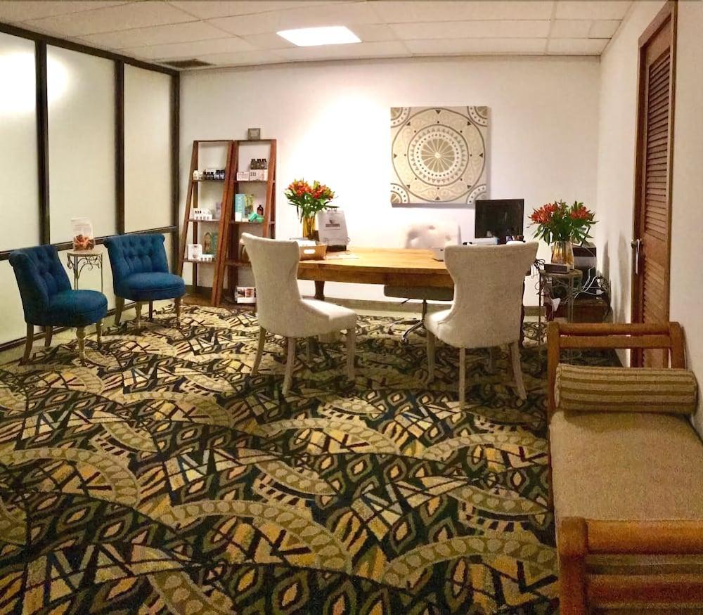 Howard Johnson By Wyndham San Juan Centro Cardiovascular Exterior foto