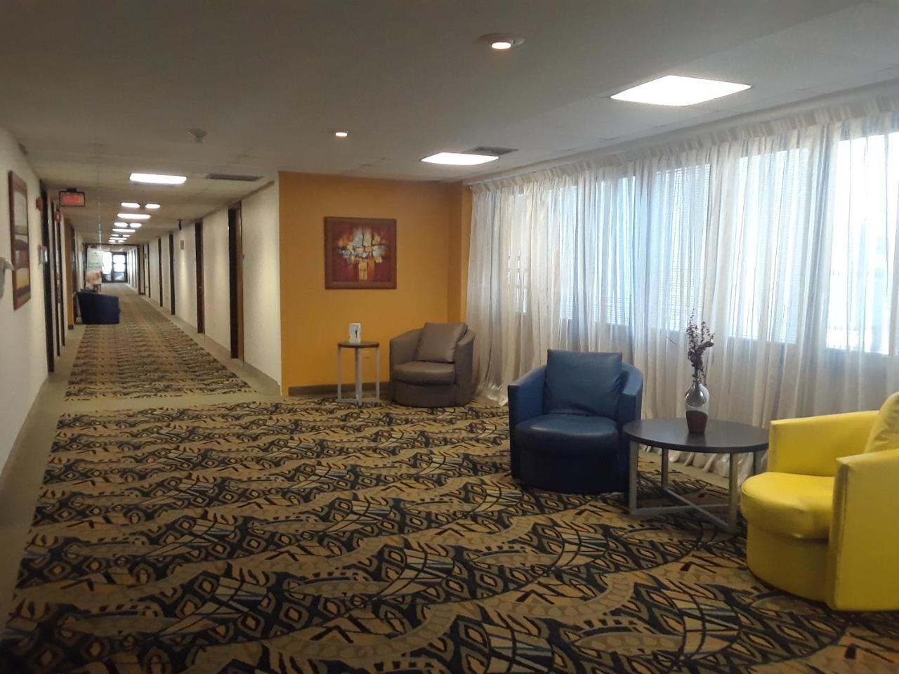 Howard Johnson By Wyndham San Juan Centro Cardiovascular Exterior foto